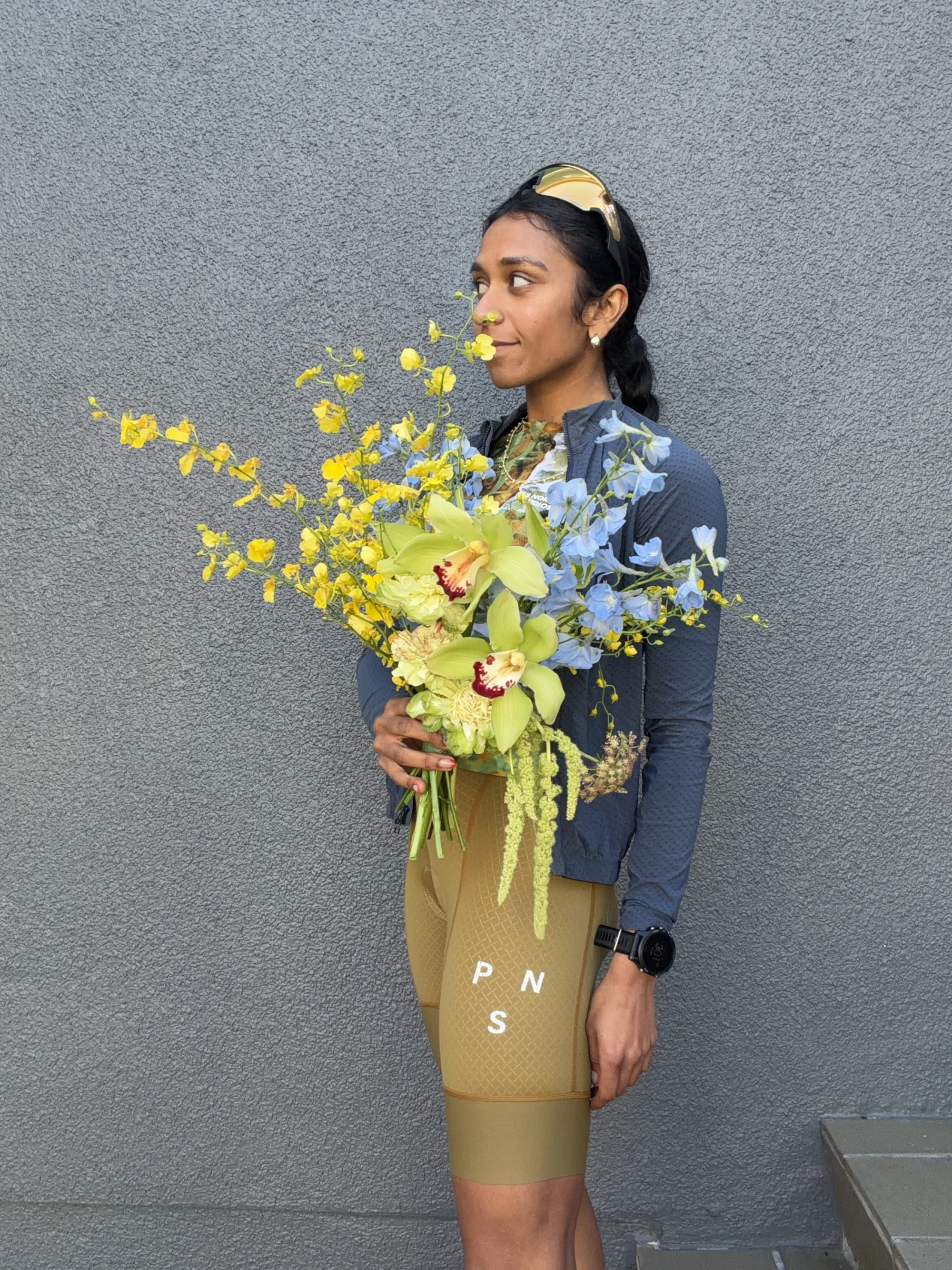 Bike kit matched to floral arrangement