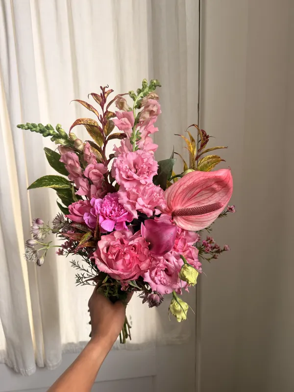 Wave Floral arrangement