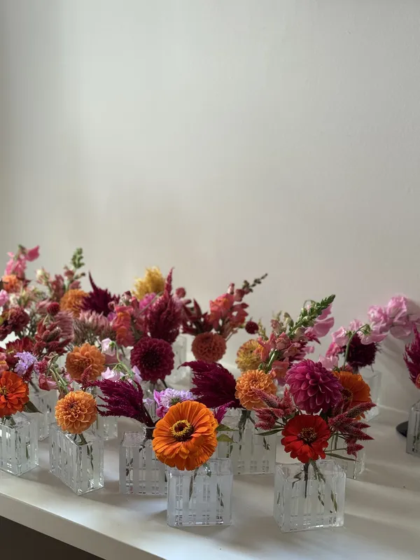 Wave Floral arrangement