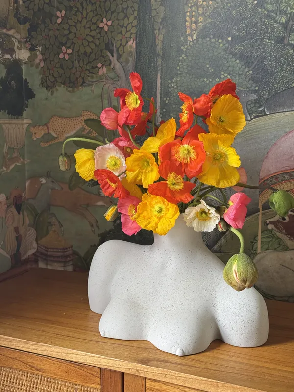 Wave Floral arrangement