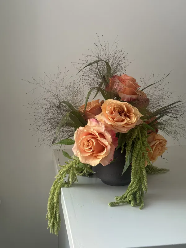 Wave Floral arrangement