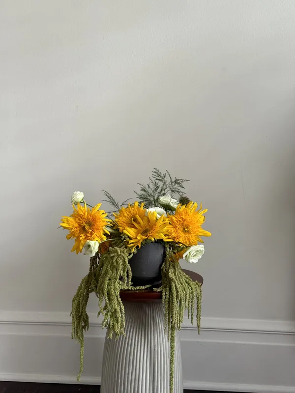 Wave Floral arrangement